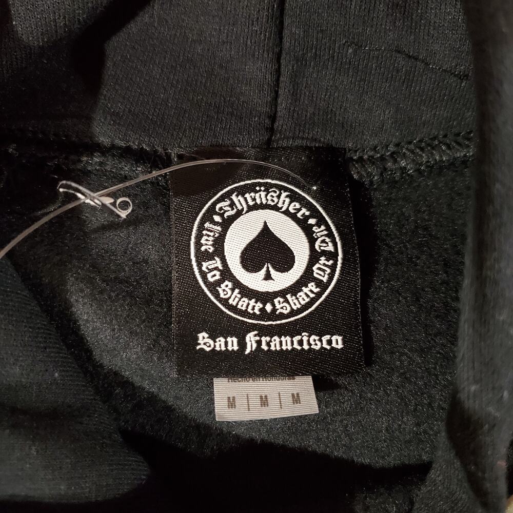 Thrasher Skateboard Magazine NWOT Hoodie Sweatshirt Adult M Sk8 Black w/Sticker - Picture 4 of 7